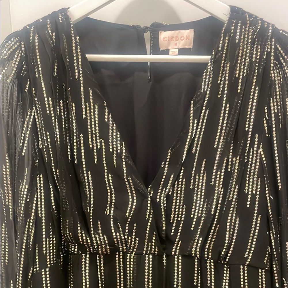 Black and Gold Plunge Neck Bishop Sleeve Evening Dress - Picture 8 of 15